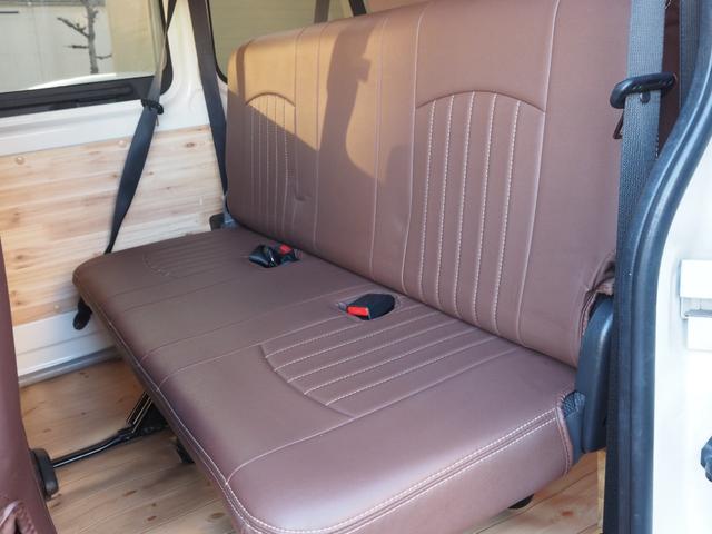 ハイエースバン ロングDX 純正ナビ ワンセグ バックカメラ レザー調シートカバー LEDヘッドライト 社外15インチアルミホイール ホワイトレター ETC キーレスキー 9人乗り(62枚目)