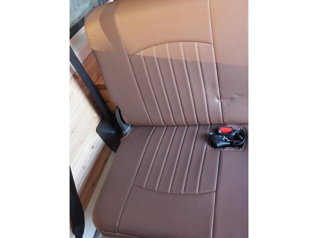 ハイエースバン ロングDX 純正ナビ ワンセグ バックカメラ レザー調シートカバー LEDヘッドライト 社外15インチアルミホイール ホワイトレター ETC キーレスキー 9人乗り(65枚目)