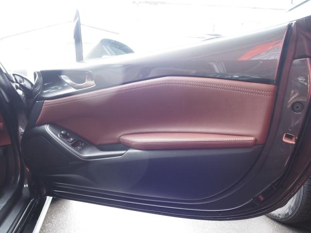 �����̃A�I���^�]���ʎ��̓��ɔ����ăh���C�u���R�[�_�[�̎�t�������Ă���܂����O�݂̂ł��\�ł����A�O��ł̂����t�����\�ł���