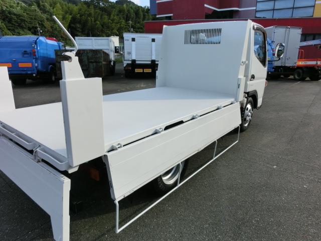 2t積載 全低床 三方開 4ナンバー H23年式 オートマ車 荷台内寸長約3050mm 走行19万キロ(22枚目)
