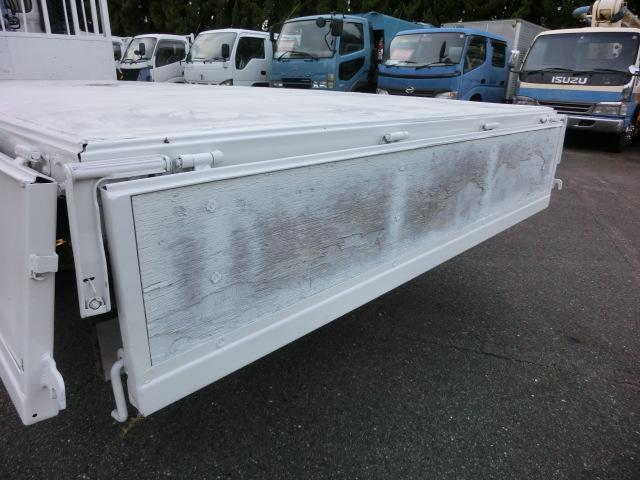 3.15t積載 タダノ3段クレーン付 タダノ2.93t吊 半径7.5m H17年式 走行24万キロ 荷台内寸約 長さ504cm幅212cm深さ41cm 荷台鉄板張り(41枚目)