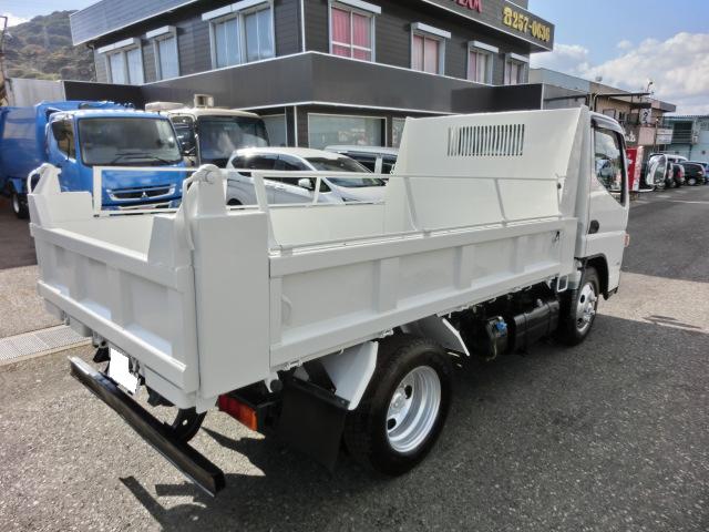 3t積載 ダンプ 全低床 極東開発 強化三方開 H26年式 走行9万キロ ターボ付 荷箱内寸約 長さ305cm幅159cm深さ37cm(3枚目)