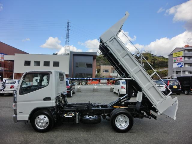 3t積載 ダンプ 全低床 極東開発 強化三方開 H26年式 走行9万キロ ターボ付 荷箱内寸約 長さ305cm幅159cm深さ37cm(11枚目)
