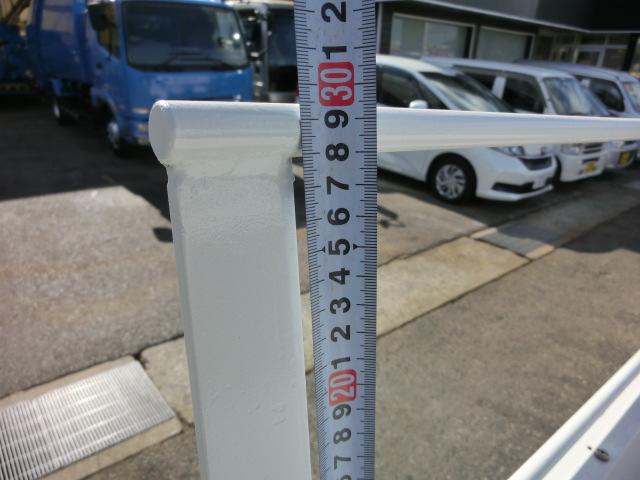 3t積載 ダンプ 全低床 極東開発 強化三方開 H26年式 走行9万キロ ターボ付 荷箱内寸約 長さ305cm幅159cm深さ37cm(34枚目)