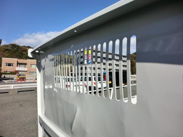 3t積載 ダンプ 全低床 極東開発 強化三方開 H26年式 走行9万キロ ターボ付 荷箱内寸約 長さ305cm幅159cm深さ37cm(58枚目)