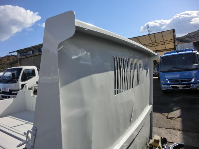 3t積載 ダンプ 全低床 極東開発 強化三方開 H26年式 走行9万キロ ターボ付 荷箱内寸約 長さ305cm幅159cm深さ37cm(59枚目)