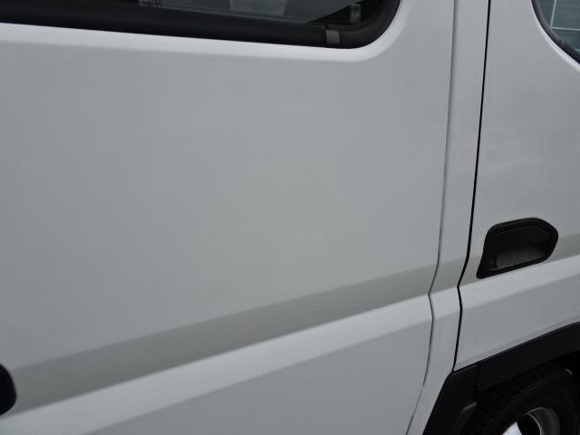 1.25t積載 Wキャブ 全低床 4WD H19年式 リアWタイヤ 荷台内寸210cm 12V 軽油 準中免(38枚目)