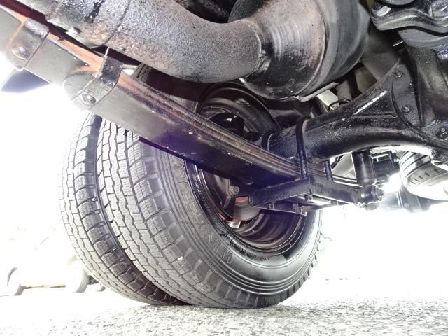1.25t積載 Wキャブ 全低床 4WD H19年式 リアWタイヤ 荷台内寸210cm 12V 軽油 準中免(65枚目)