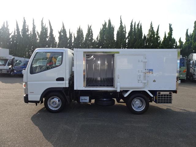 1.5t積載 冷蔵冷凍車 全低床 H24年式 東プレ-5度設定 荷箱横ドア有り リア観音開き 走行23万キロ(4枚目)