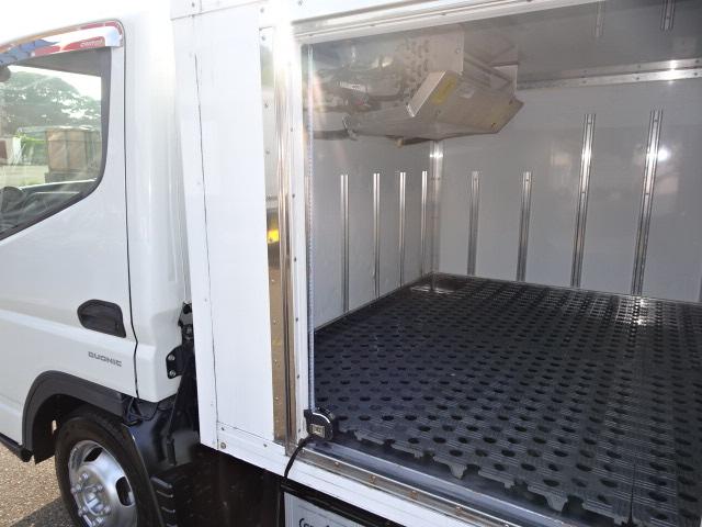 1.5t積載 冷蔵冷凍車 全低床 H24年式 東プレ-5度設定 荷箱横ドア有り リア観音開き 走行23万キロ(14枚目)
