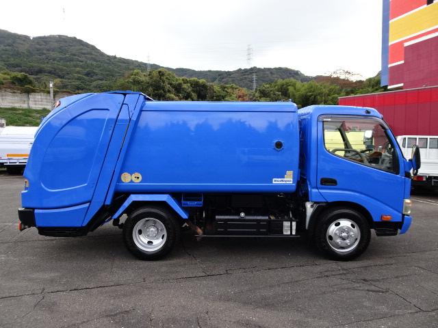 デュトロ ２ｔ積載塵芥車　Ｈ２２年式　巻き込みパッカー５．１ｍ３　新明和　走行２６７５００キロ（14枚目）