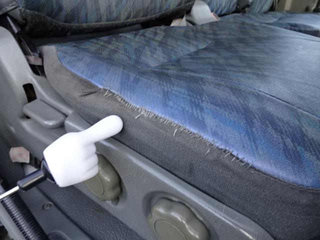 ファイター ３．８ｔ散水車　Ｈ１５年式　　散水車（木下自工４ＳＴ－２８Ｐ）　Ｆ６速　走行３００００キロ（26枚目）