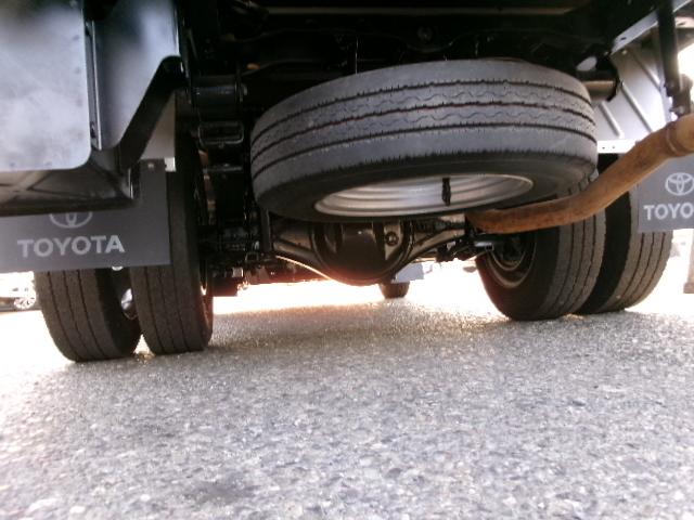 トヨエース 加工パネルバン 上リア幌付 H26年式 平ボディ 低床 左右パネル付きバン加工 要構造変更(70枚目)