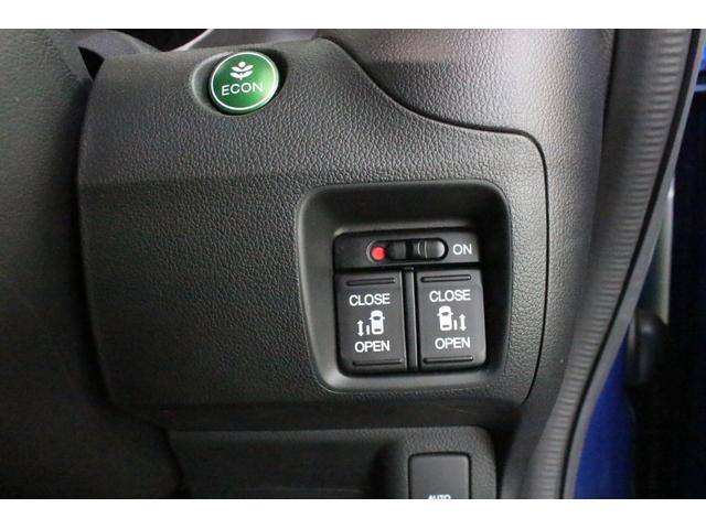 G・ターボLパッケージ 純正ナビ ワンセグTV ブルトゥース DVD バックカメラ ETC 両側パワースライドドア ステリモ HID オートライト スマートキー クルコン パドルシフト 純正アルミ ドアバイザー(11枚目)
