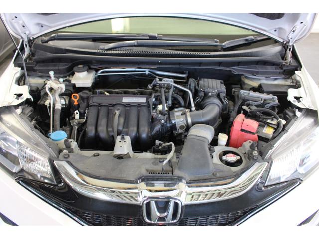 フィットハイブリッド Fパッケージ コンフォートエディション 純正ナビ ワンセグTV BT Bカメラ ETC 両シートヒーター スマートキー オートエアコン プライバシーガラス ドアバイザー(19枚目)