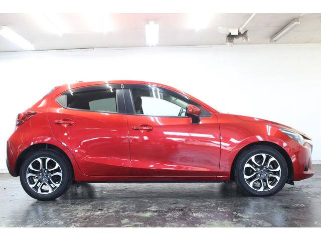 デミオ XDツーリング 純正ナビ BT接続 フルセグTVDVDUSB Bカメラ 衝突軽減ブレーキ レーンキープ クルコン LEDヘッドライト 両側シートヒーター ヘッドアップディスプレイ ステリモ 純正アルミ スマートキー(23枚目)