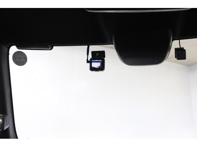 N-BOXカスタム ターボ 純8インチナビ フルセグTV BT USB Bカメラ ドラレコ ETC 衝突軽減 両パワースライド アダプティブクルコン 両シートヒーター 電子パーキング オートホールド 純15アルミ スマートキー(9枚目)