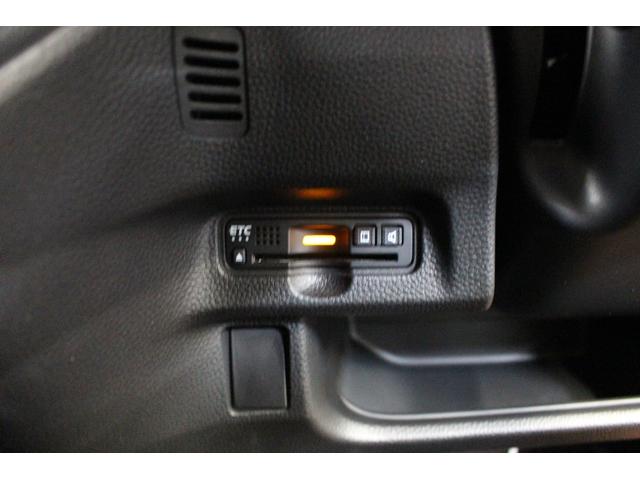 Ｎ－ＢＯＸカスタム Ｇ・Ｌターボホンダセンシング　純正ナビ　ＢＴ接続　フルセグＴＶＤＶＤ　Ｂカメラ　ＥＴＣ　両側パワースライドドア　衝突軽減ブレーキ　レーンキープ　ＬＥＤヘッドライト　ドライブレコーダー　純正アルミ　黒ルーフ　パドルシフト　クルコン（9枚目）