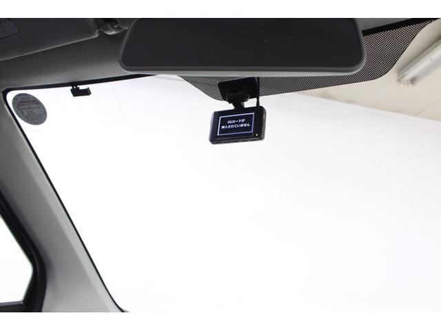 ワゴンＲスティングレー Ｔ　ターボ　社外ナビ　ワンセグＴＶ　ドラレコ　ＨＩＤ　オートライト　純正アルミ　スマートキー　オートエアコン　プライバシーガラス　ドアバイザー（5枚目）