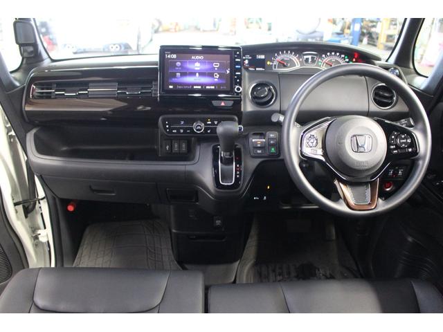 Ｎ－ＢＯＸカスタム Ｌ　コーディネートスタイル　黒ルーフ　純正８インチナビ　フルセグＴＶ　ＢＴ　ＵＳＢ　ＤＶＤ　Ｂカメラ　前後ドラレコ　ＥＴＣ　衝突軽減　両パワースライドドア　両シートヒーター　アダプティブクルコン　ＬＥＤヘッドライト＆フォグ（3枚目）