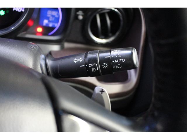 N-ONE プレミアム ツアラー・Lパッケージ 純正ナビ ワンセグTV CD DVD再生USB端子 バックカメラ HID ETC 純正15インチアルミホイール クルーズコントロール ステアリングリモコン スマートキー フォグランプ パドルシフト(27枚目)