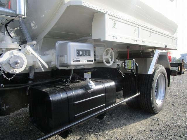 デュトロ タンク車 4KL 3室 消防書類有り(4枚目)