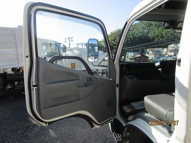 デュトロ パッカー車 極東開発 回転式4.7m3(27枚目)