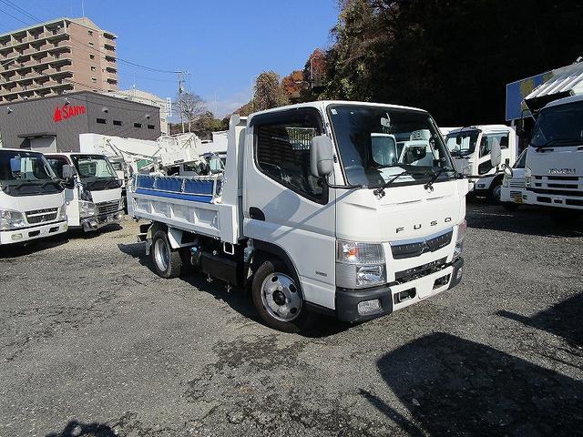 キャンター 　土砂ダンプ、全低床（3枚目）