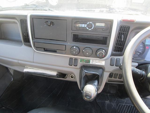 キャンター 　土砂ダンプ、全低床（17枚目）