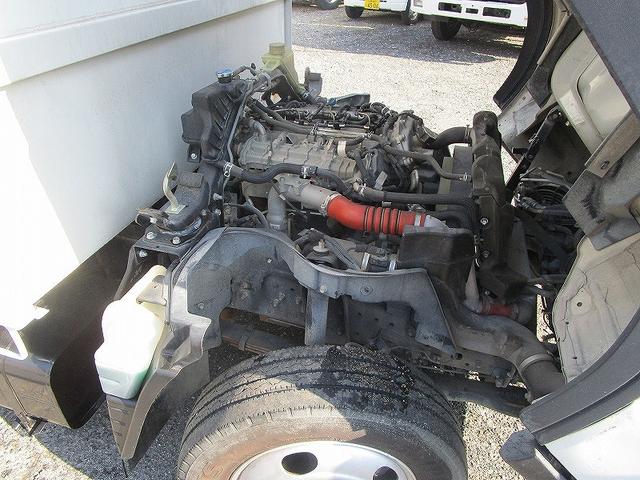 キャンター 　土砂ダンプ、全低床（20枚目）