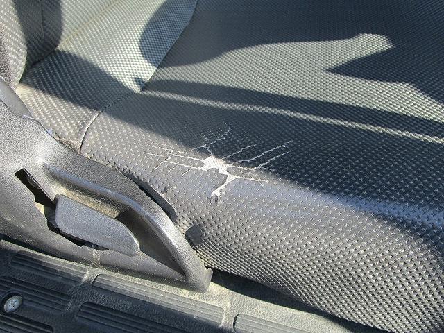 キャンター 　土砂ダンプ、全低床（25枚目）