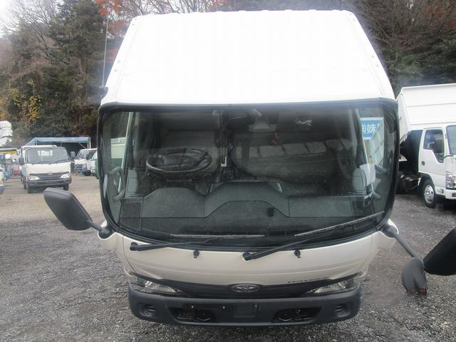 トヨエース 　平ボデー　２ｔ　垂直パワーゲート（5枚目）