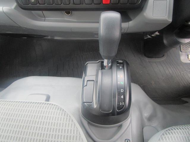 トヨエース 　平ボデー　２ｔ　垂直パワーゲート（23枚目）