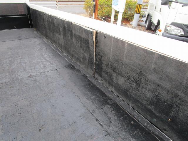 トヨエース 　平ボデー　２ｔ　垂直パワーゲート（29枚目）