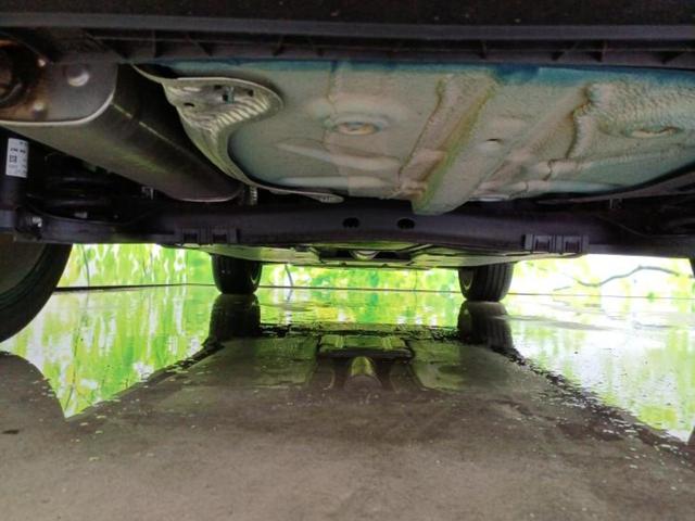Ｔ－クロス ＴＳＩ　１ｓｔプラス　保証書／純正　ＳＤナビ／衝突安全装置／車線逸脱防止支援システム／パーキングアシスト　バックガイド／パーキングアシスト　自動操舵／ＥＴＣ／ＥＢＤ付ＡＢＳ／横滑り防止装置　衝突被害軽減システム　ＤＶＤ再生（43枚目）
