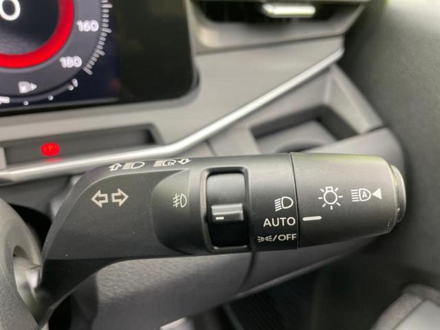オーラ Ｇレザーエディション　ＢＯＳＥ／保証書／純正　９インチ　ＳＤナビ／インテリジェントルームミラー／衝突安全装置／全方位モニター／車線逸脱防止支援システム／シート　フルレザー／プロパイロット　革シート　衝突被害軽減システム（16枚目）