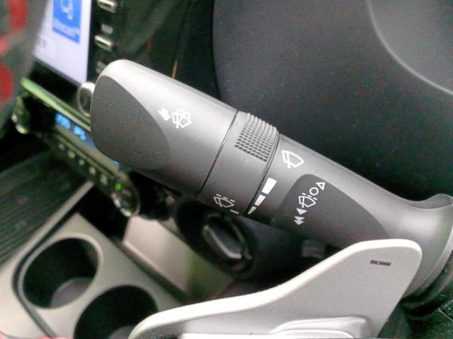 ハイラックス ４ＷＤ　Ｚ　ＧＲスポーツ　新品タイヤ／ディスプレイオーディオ＋ナビ８インチ／トヨタセーフティセンス／全方位モニター／車線逸脱防止支援システム／シート　ハーフレザー／パーキングアシスト　バックガイド　ターボ　衝突被害軽減システム（15枚目）