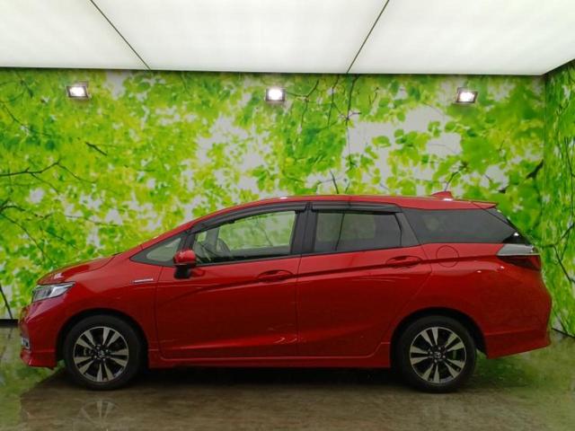 シャトル ハイブリッドX・ホンダセンシング 新品タイヤ/純正 SDナビ/衝突安全装置/シートヒーター 前席/車線逸脱防止支援システム/パーキングアシスト バックガイド/ドライブレコーダー 前後/ヘッドランプ LED/USBジャック バックカメラ(2枚目)