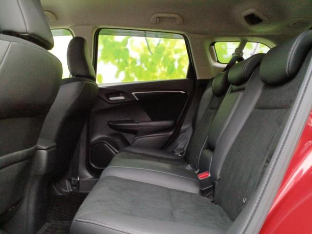 シャトル ハイブリッドX・ホンダセンシング 新品タイヤ/純正 SDナビ/衝突安全装置/シートヒーター 前席/車線逸脱防止支援システム/パーキングアシスト バックガイド/ドライブレコーダー 前後/ヘッドランプ LED/USBジャック バックカメラ(7枚目)