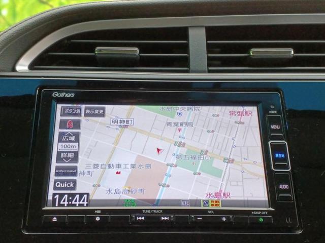 シャトル ハイブリッドX・ホンダセンシング 新品タイヤ/純正 SDナビ/衝突安全装置/シートヒーター 前席/車線逸脱防止支援システム/パーキングアシスト バックガイド/ドライブレコーダー 前後/ヘッドランプ LED/USBジャック バックカメラ(9枚目)