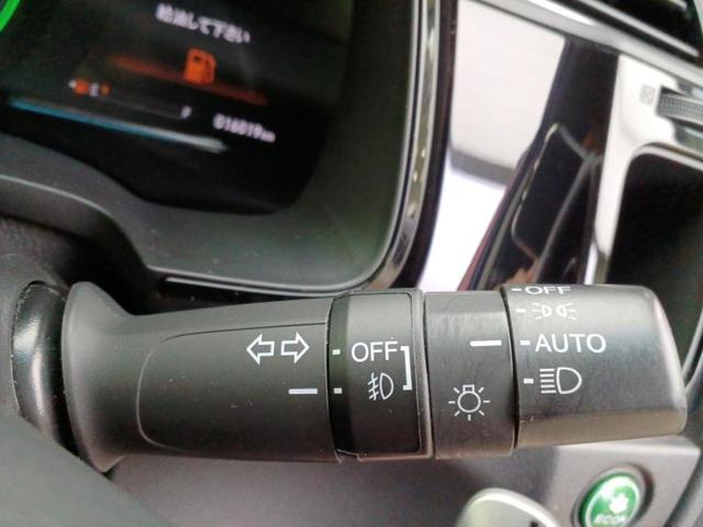 シャトル ハイブリッドX・ホンダセンシング 新品タイヤ/純正 SDナビ/衝突安全装置/シートヒーター 前席/車線逸脱防止支援システム/パーキングアシスト バックガイド/ドライブレコーダー 前後/ヘッドランプ LED/USBジャック バックカメラ(15枚目)