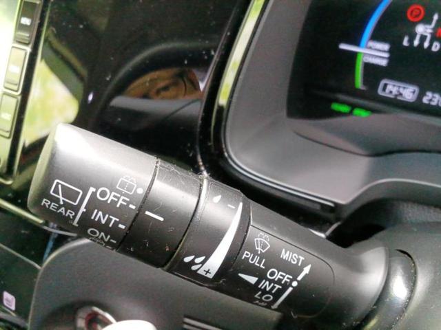 シャトル ハイブリッドX・ホンダセンシング 新品タイヤ/純正 SDナビ/衝突安全装置/シートヒーター 前席/車線逸脱防止支援システム/パーキングアシスト バックガイド/ドライブレコーダー 前後/ヘッドランプ LED/USBジャック バックカメラ(16枚目)