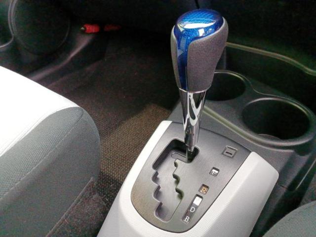 アクア S 純正 SDナビ/パーキングアシスト バックガイド/ドライブレコーダー 純正/ヘッドランプ LED/Bluetooth接続/ETC/EBD付ABS/横滑り防止装置/アイドリングストップ バックカメラ(17枚目)