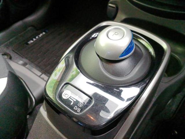 ノート eパワーX 新品タイヤ/社外 9インチ SDナビ/インテリジェントルームミラー/衝突安全装置/アラウンドビューモニター/車線逸脱防止支援システム/パーキングアシスト バックガイド 衝突被害軽減システム ETC(17枚目)