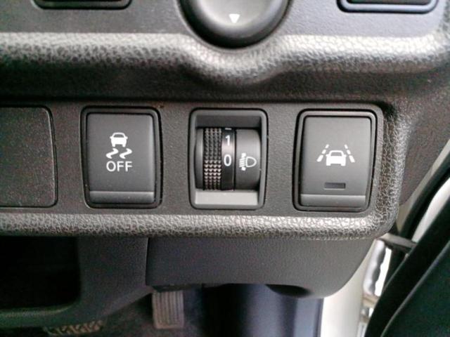 ノート eパワーX 新品タイヤ/社外 9インチ SDナビ/インテリジェントルームミラー/衝突安全装置/アラウンドビューモニター/車線逸脱防止支援システム/パーキングアシスト バックガイド 衝突被害軽減システム ETC(26枚目)