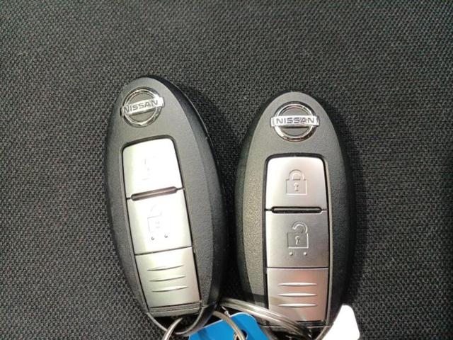 ノート eパワーX 新品タイヤ/社外 9インチ SDナビ/インテリジェントルームミラー/衝突安全装置/アラウンドビューモニター/車線逸脱防止支援システム/パーキングアシスト バックガイド 衝突被害軽減システム ETC(34枚目)