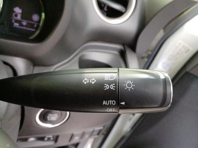 スペーシアカスタムＺ Ｚ　純正　ＳＤナビ／衝突安全装置／両側電動スライドドア／シートヒーター　運転席／全方位モニター用カメラ／車線逸脱防止支援システム／パーキングアシスト　バックガイド／ヘッドランプ　ＨＩＤ　全周囲カメラ（15枚目）