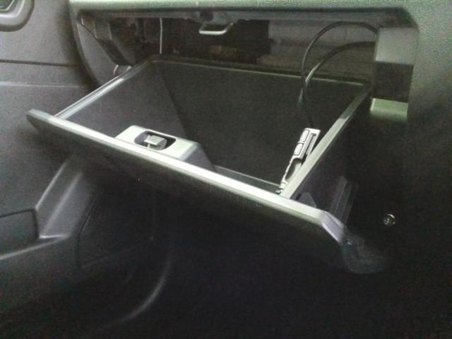 全国に店舗を展開しているのでどこでもお取り寄せが可能です！この車が気になるけど遠方だから・・・と諦める必要はありません！※別途陸送費が必要です。