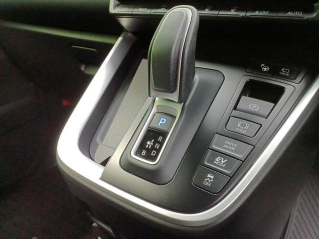 ノア ハイブリッドS-G モデリスタエアロ/保証書/ディスプレイオーディオ+ナビ10インチ/トヨタセーフティセンス/両側電動スライドドア/シートヒーター 前席/パノラミックビューモニター/車線逸脱防止支援システム 全周囲カメラ(17枚目)