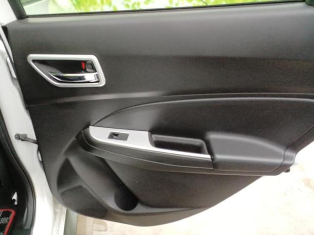 スイフトスポーツ スポーツ 新品タイヤ/純正 8インチ SDナビ/衝突安全装置/シートヒーター 運転席/全方位モニター用カメラ/車線逸脱防止支援システム/パーキングアシスト バックガイド/ヘッドランプ LED 全周囲カメラ(21枚目)